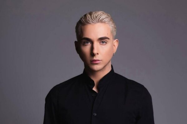 Меловін ШОКУВАВ зізнанням після операції на очах! Ти не повіриш, що він сказав!