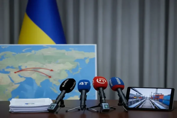 Зеленський підкреслив, що Китай не демонструє готовності до мирних переговорів та збільшує імпорт з Росії