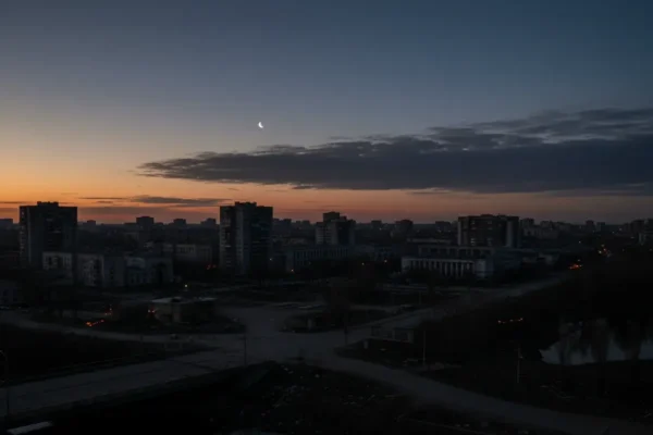 Херсон опинився в темряві: місто залишилося без електропостачання