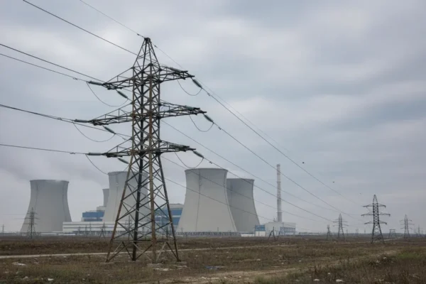 Ситуація на Запорізькій АЕС: станція функціонує на межі можливостей через останню лінію електропередач