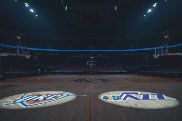 НБА: Оклахома здобуває драматичну перемогу, Юта святкує успіх у захоплюючих матчах