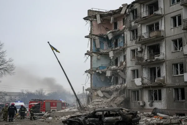 Нікополь під обстрілом російських військ: 11 постраждалих внаслідок атаки