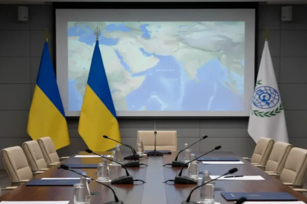 Зеленський повідомив про участь українських військових у консультаціях з питань безпеки Ормузької протоки